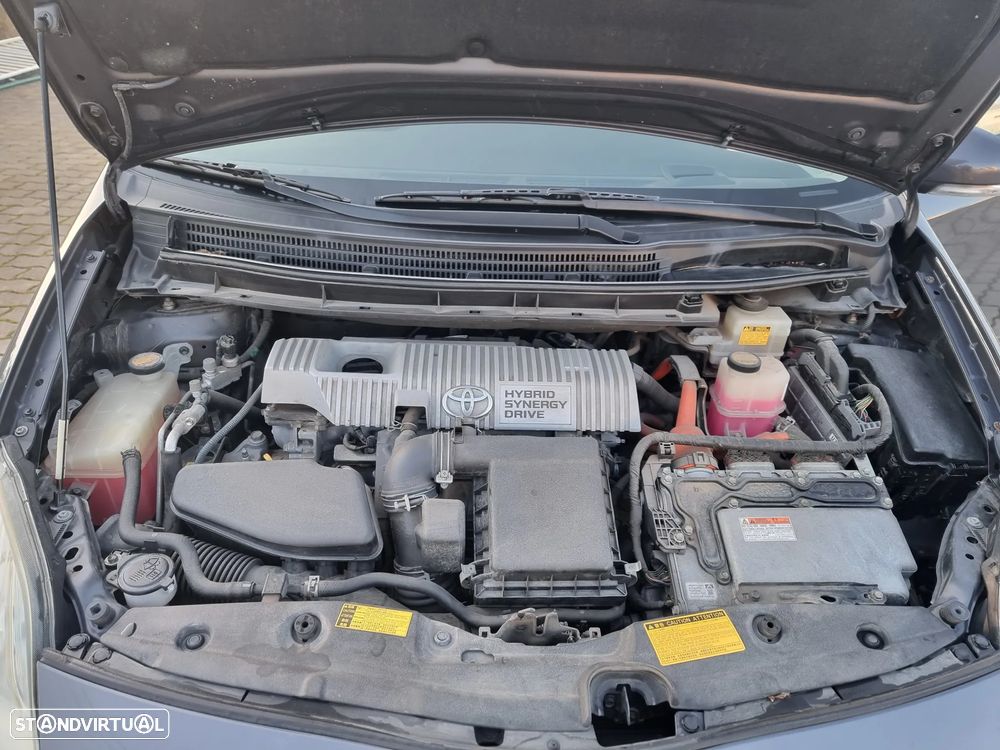 Toyota Prius 1.8 Premium - 18