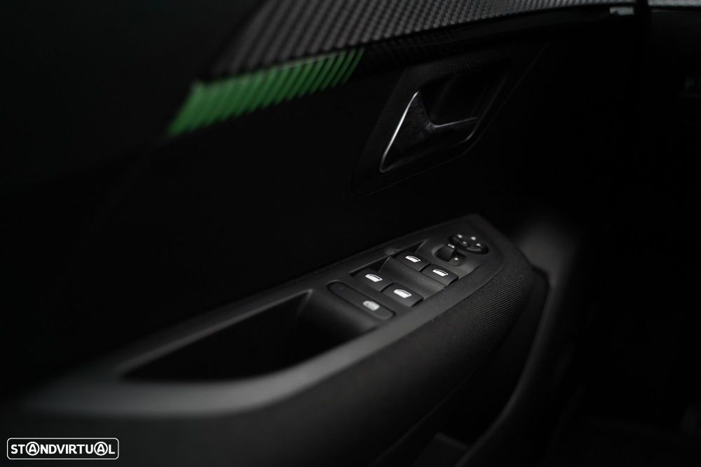 Peugeot 208 1.2 PureTech Active - 17