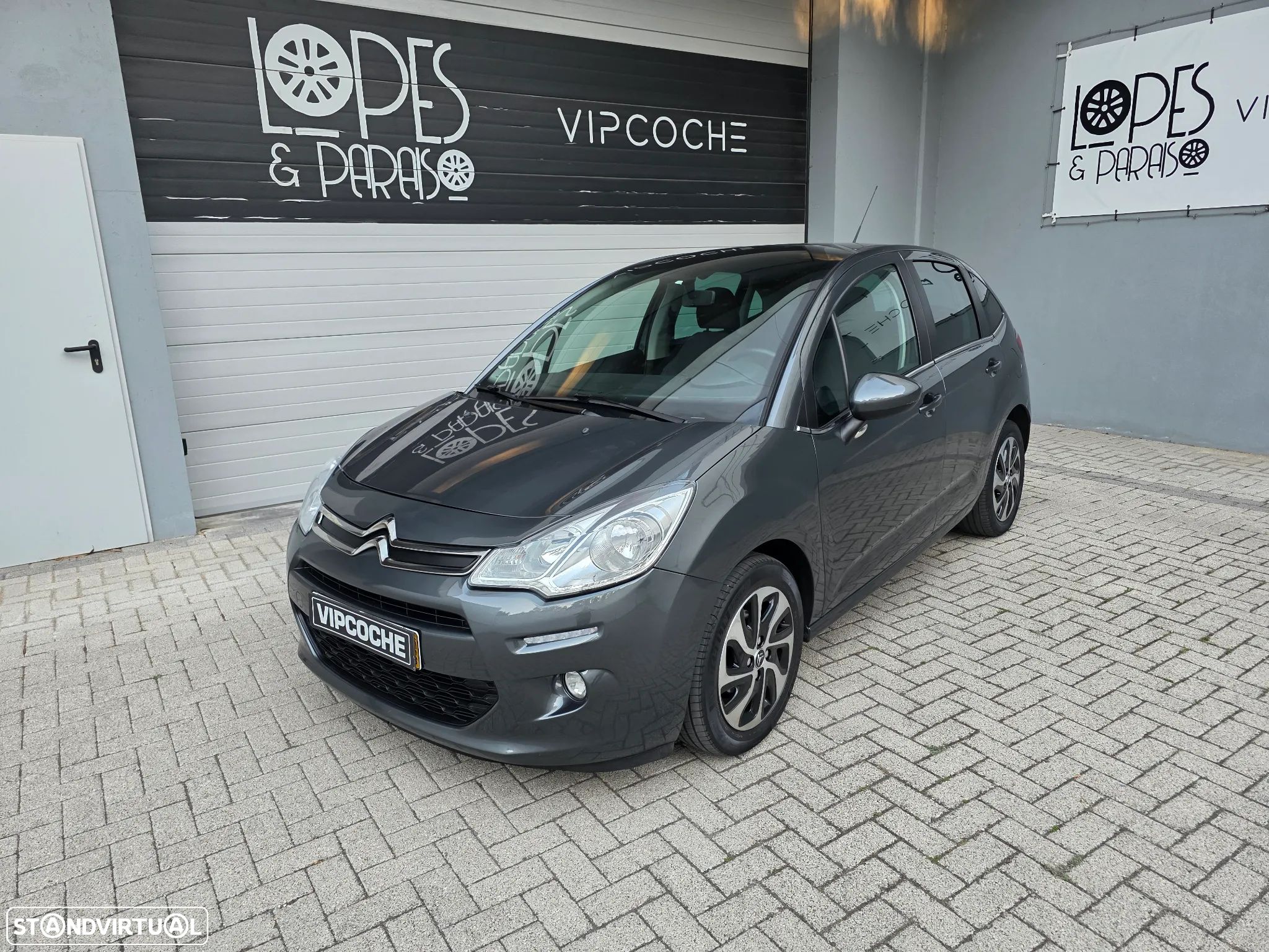Citroën C3 1.6 BlueHDi Exclusive - 1