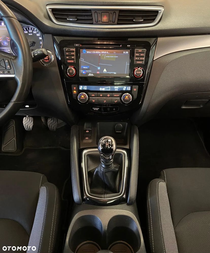 Nissan Qashqai 1.6 DIG-T N-Connecta - 19