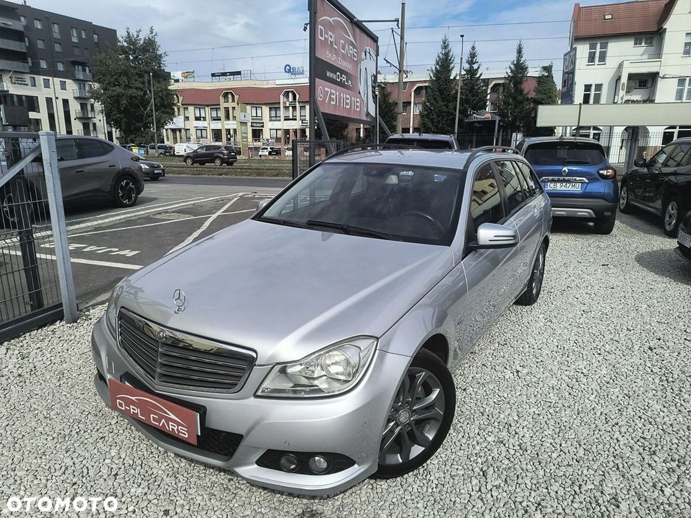 Mercedes-Benz Klasa C 200 CDI DPF (BlueEFFICIENCY) Elegance - 36