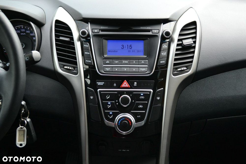 Hyundai i30 1.6 GDI Comfort - 12