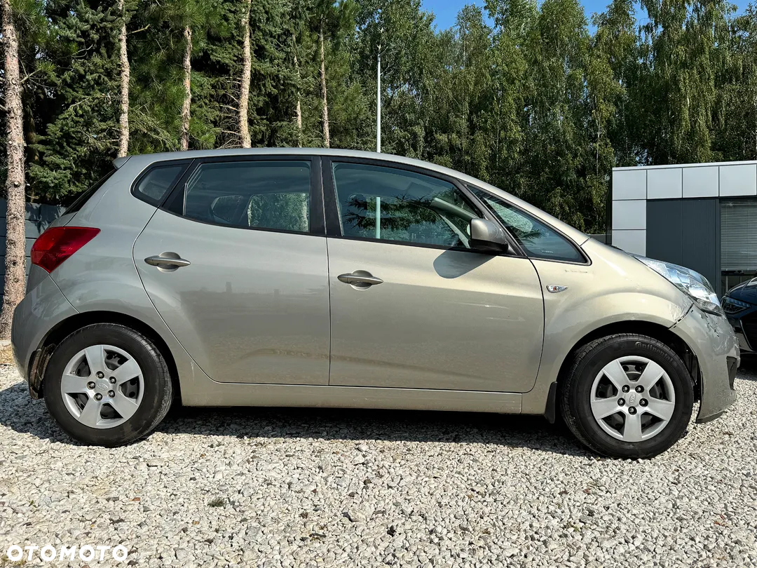 Kia Venga 1.4 CVVT Business Line - 17