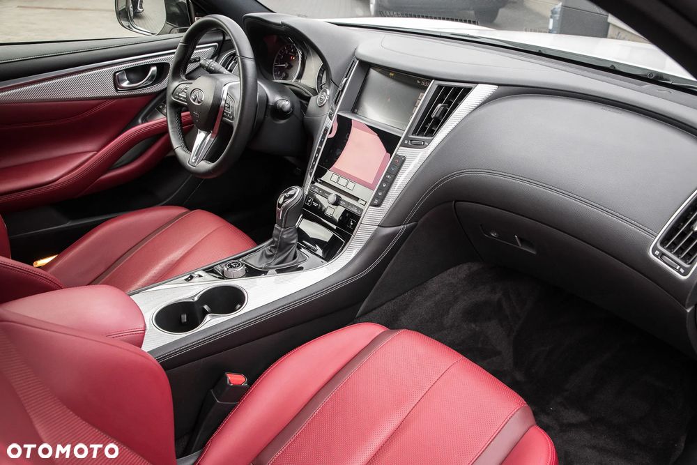 Infiniti Q60 2.0t Sport Tech - 26
