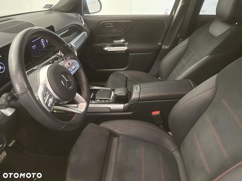 Mercedes-Benz GLB 200 AMG Line 7G-DCT - 12