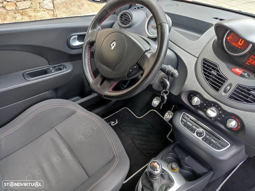 Renault Twingo 1.6 16V RS - 13
