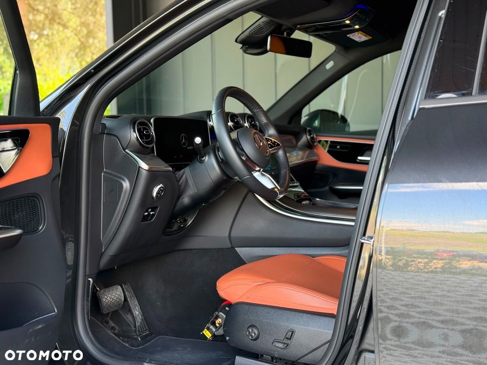 Mercedes-Benz GLC 300 de PHEV 4-Matic Avantgarde - 10