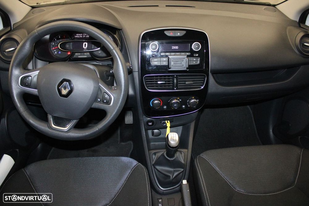 Renault Clio 1.5 dCi Zen — fotografia 8