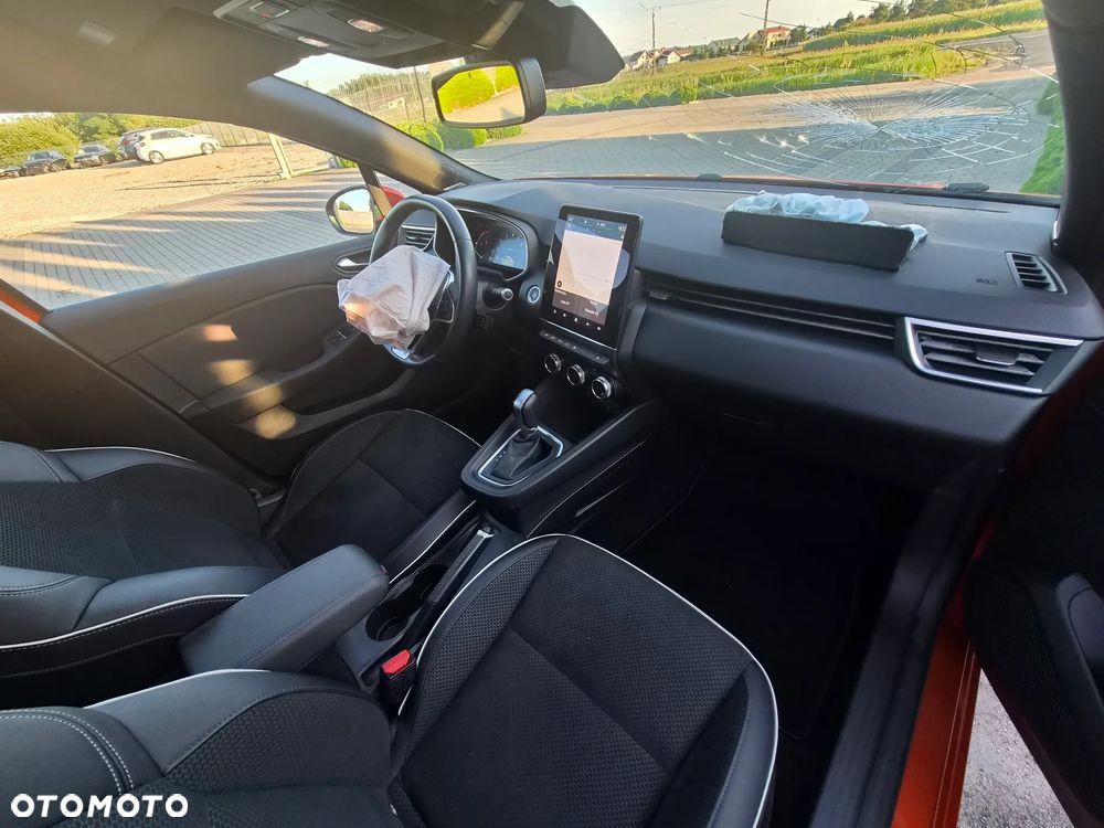 Renault Clio TCe 90 X-tronic INTENS - 11