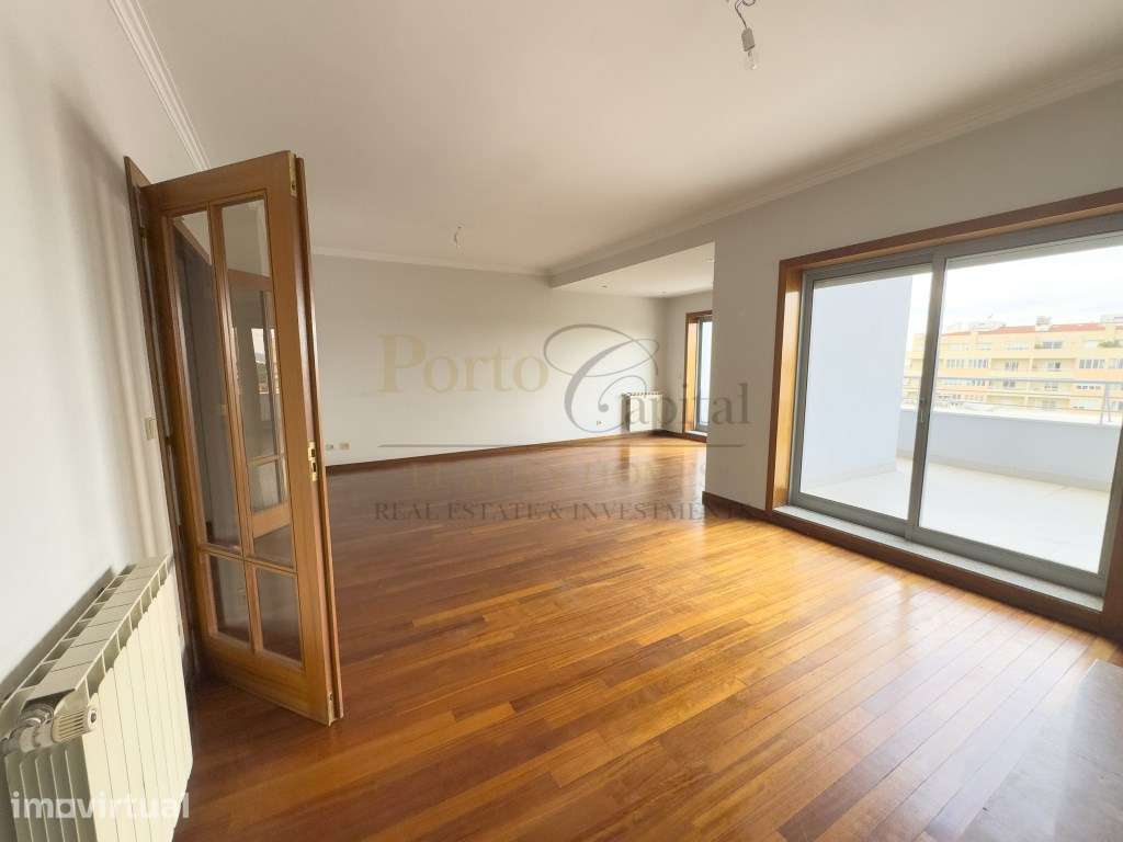 APARTAMENTO T5 PARA VENDA EM SÃO VICTOR - BRAGA - Grande imagem: 4/36