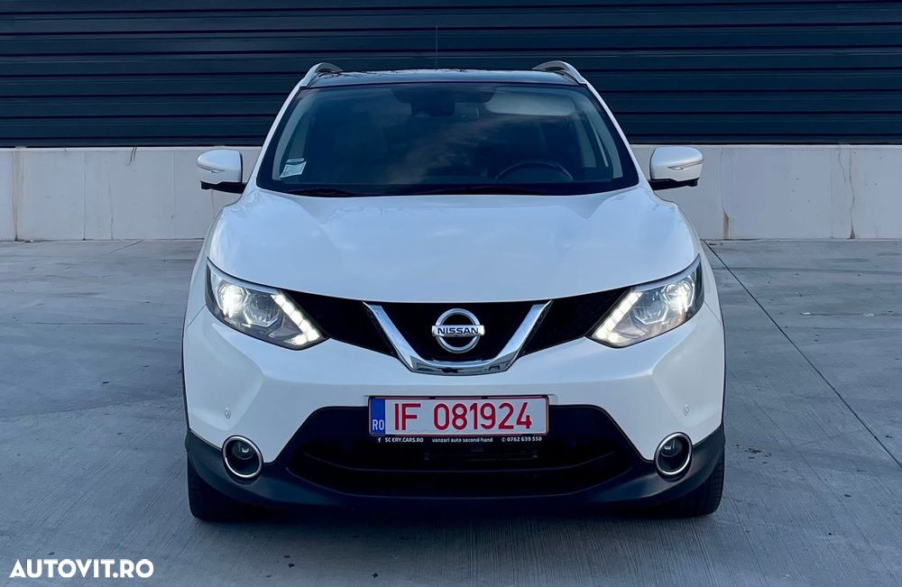 Nissan Qashqai 1.6 DCI Start/Stop X-TRONIC Tekna - 2
