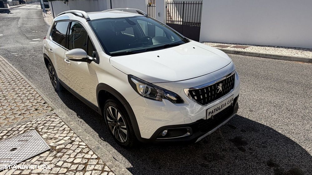Peugeot 2008 1.2 PureTech Allure Pack - 2