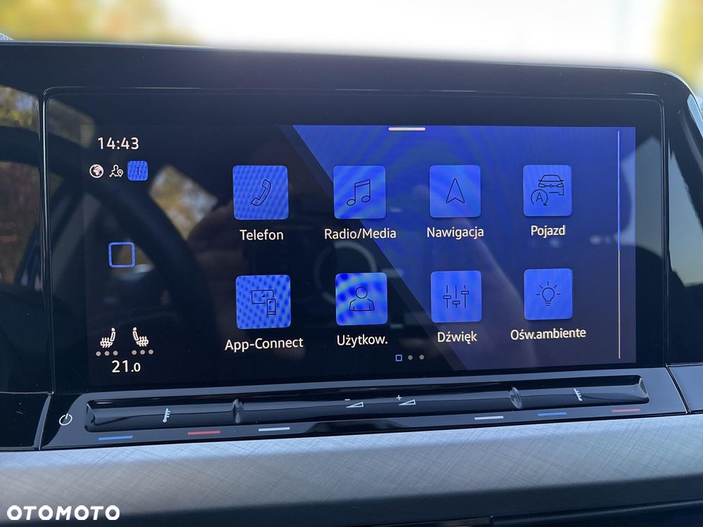 Volkswagen Golf - 21