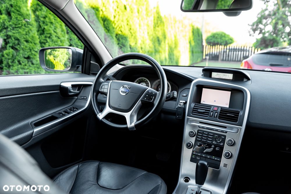 Volvo XC 60 D5 AWD Summum - 28