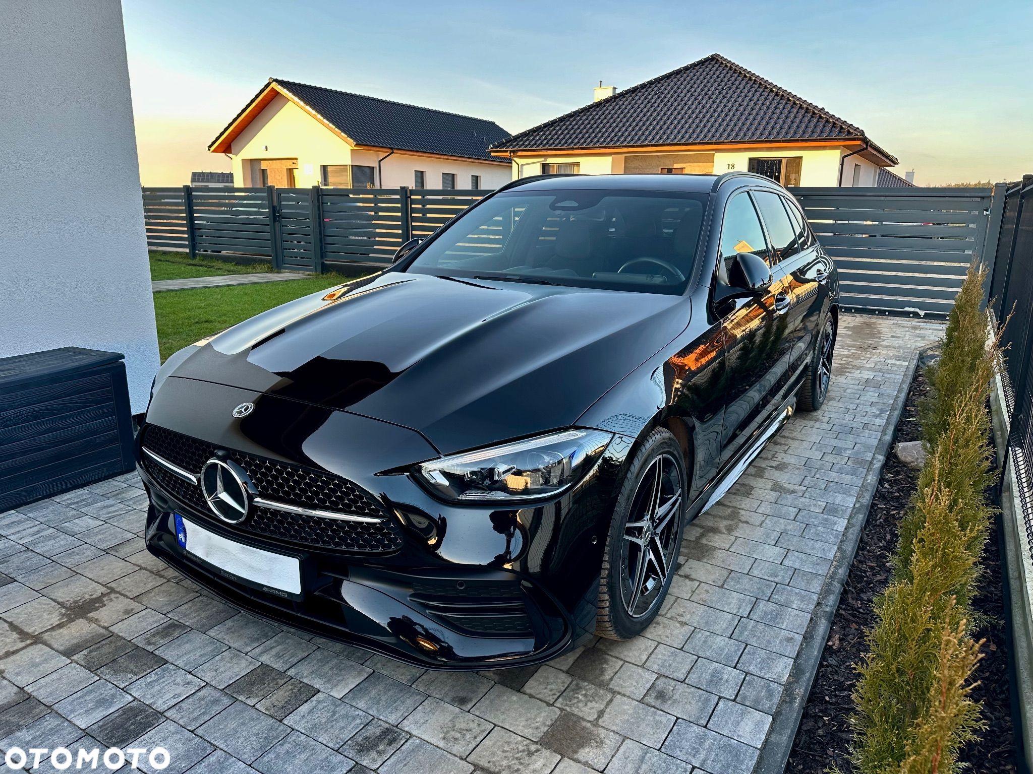 Mercedes-Benz Klasa C 220 d T 9G-TRONIC AMG Line - 1