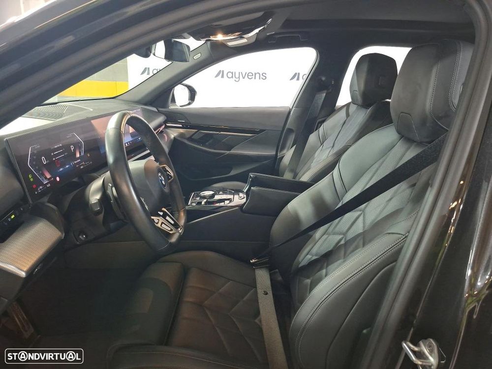 BMW 530 e - 6