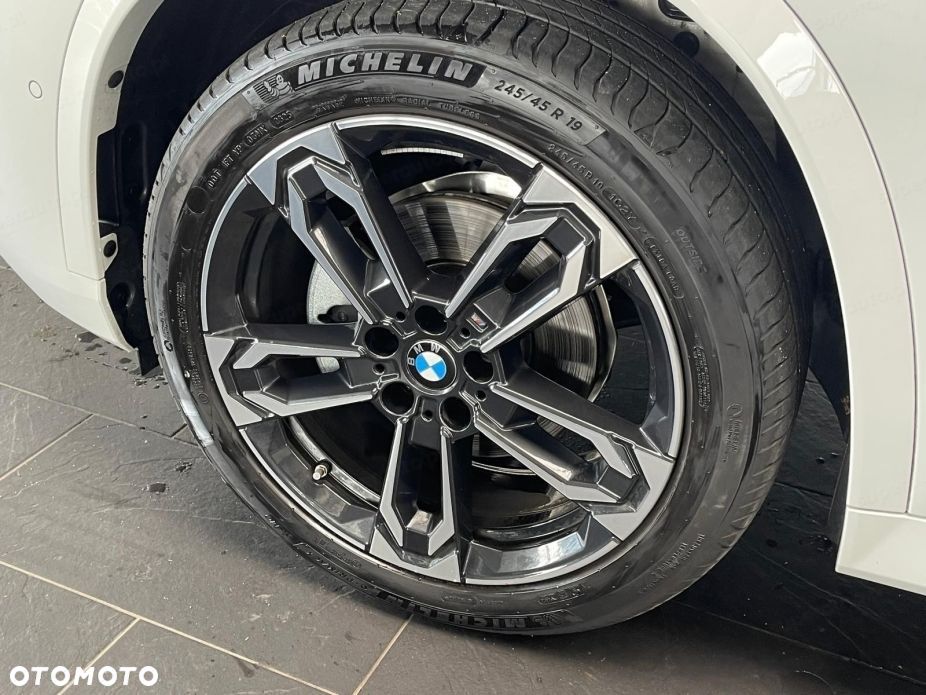 BMW X1 sDrive18d sport - 15