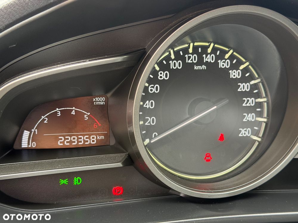 Mazda 3 1.5 D Skyenergy - 37