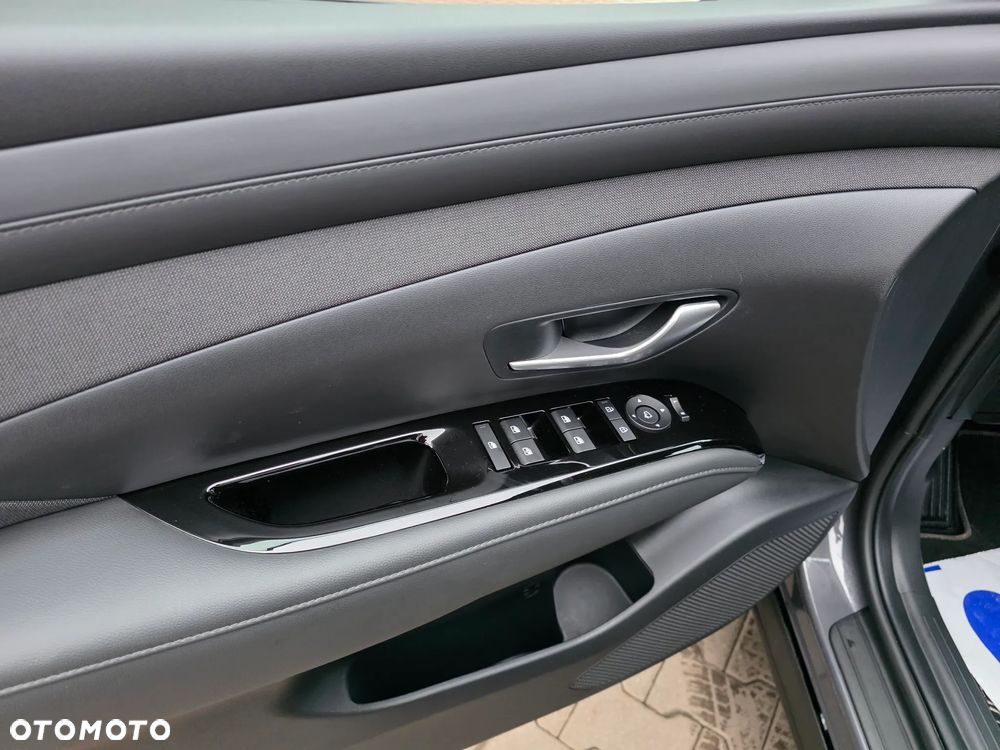 Hyundai Tucson 1.6 T-GDi HEV Smart 2WD - 30