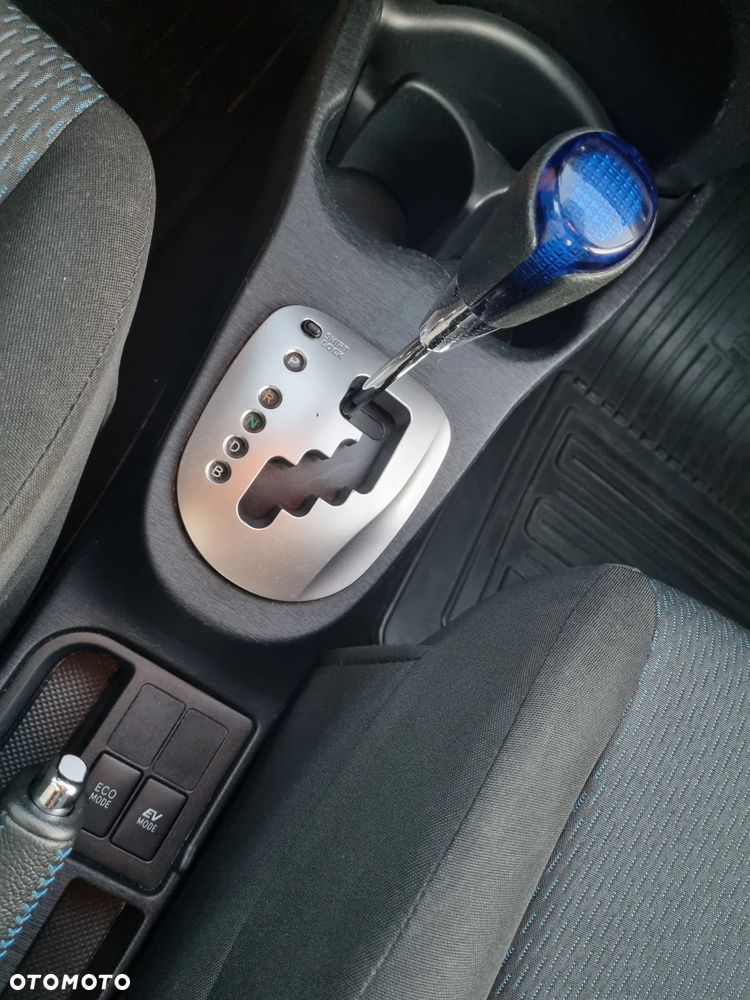 Toyota Yaris 1.5 VVT-i - 21