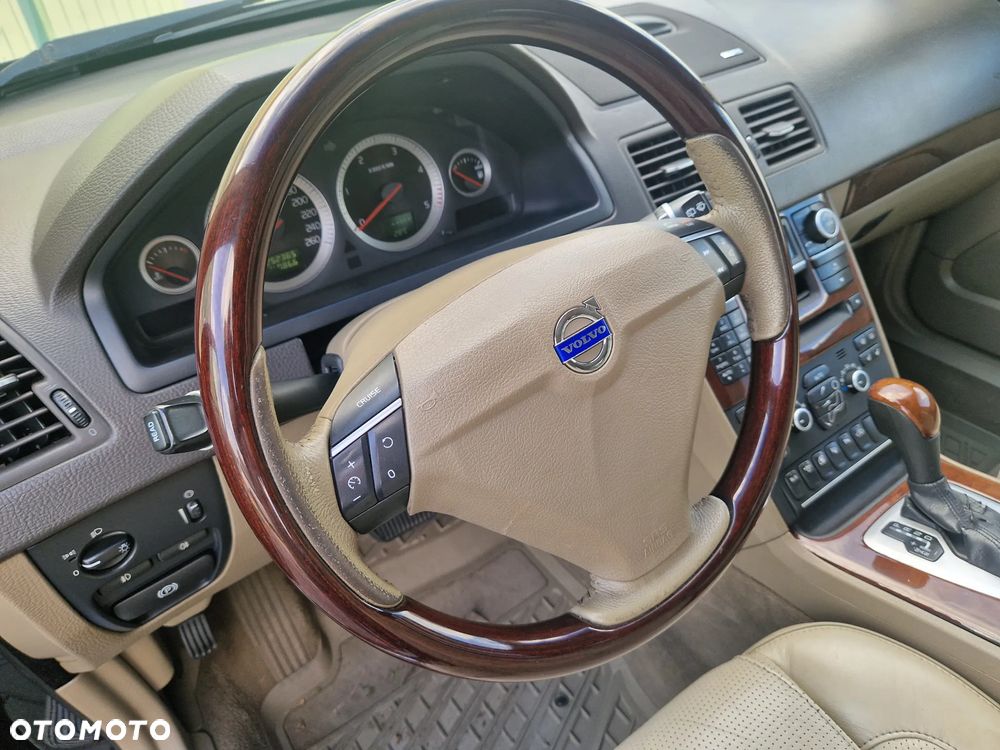 Volvo XC 90 - 17