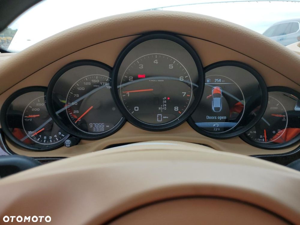 Porsche Panamera Standard - 11