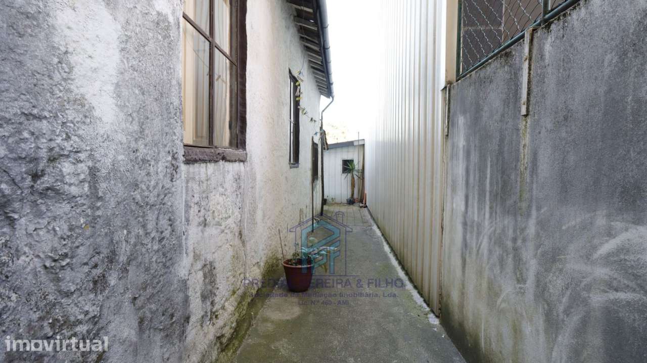 Moradia Térrea para restaurar - Rio Tinto / Areosa - Grande imagem: 2/25