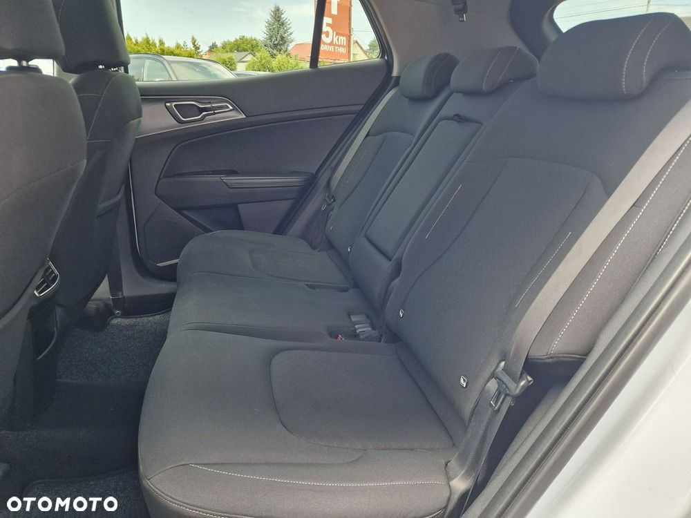 Kia Sportage 1.6 CRDI MHEV Business Line 2WD DCT - 29