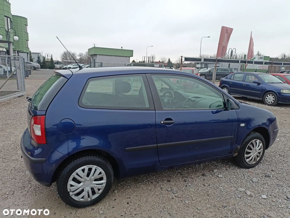 Volkswagen Polo - 4