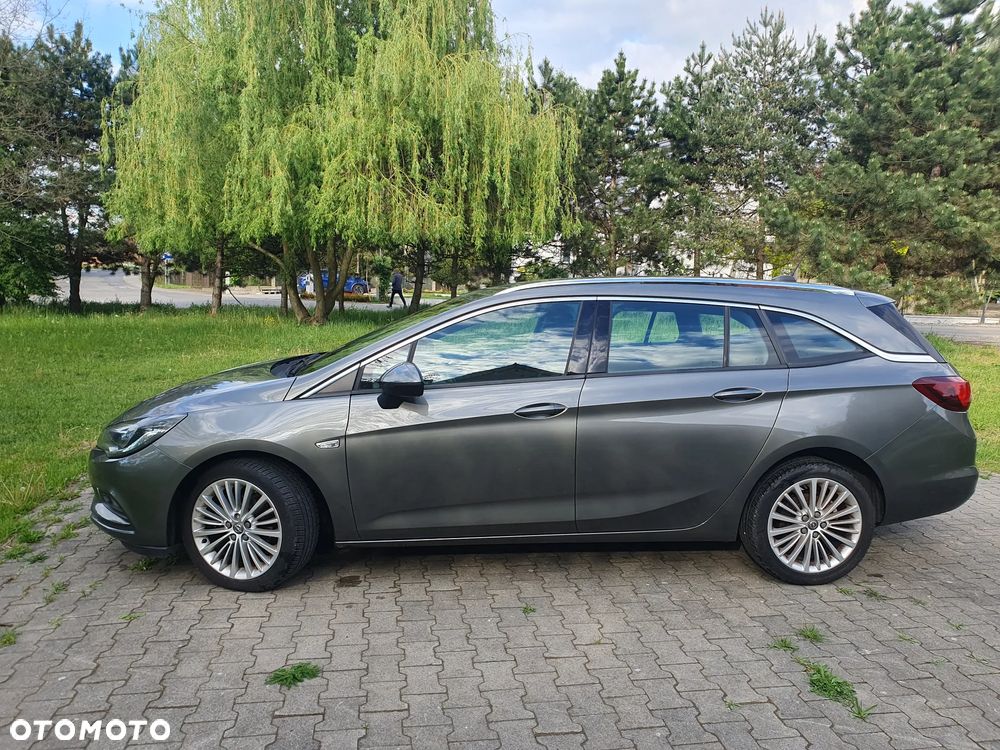 Opel Astra 1.4 T Dynamic S&S - 20