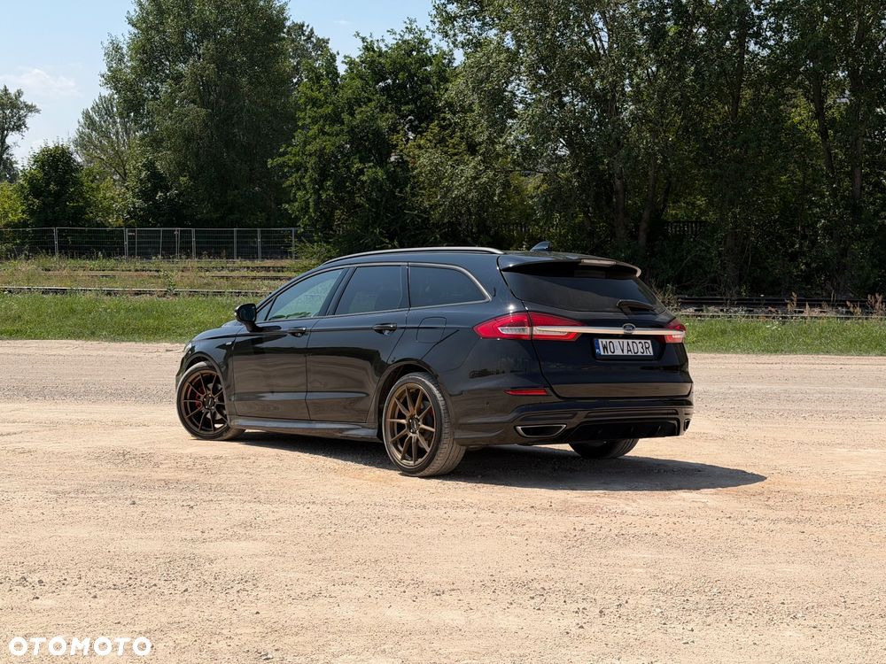 Ford Mondeo - 4