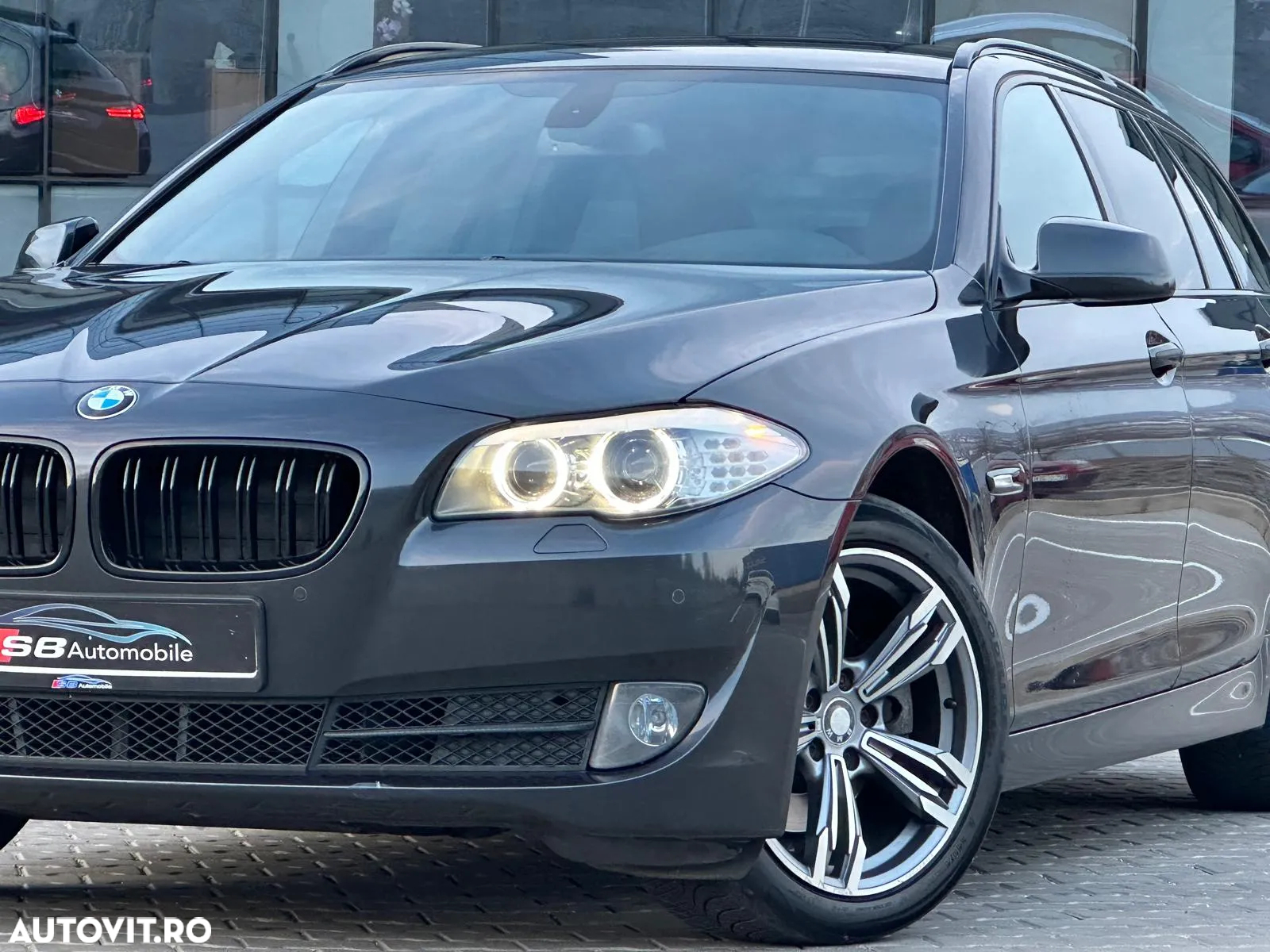 BMW Seria 5 520d Touring Aut. Luxury Line - 8