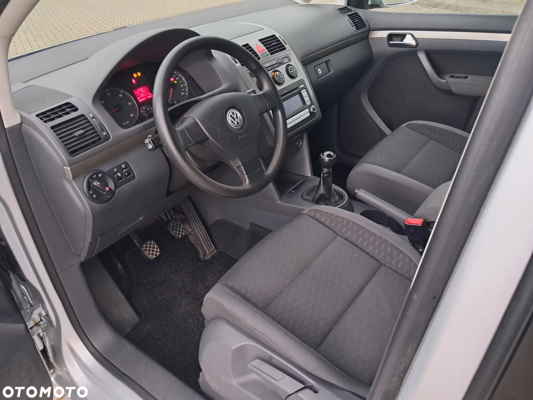 Volkswagen Touran 1.9 TDI DPF Highline - 7