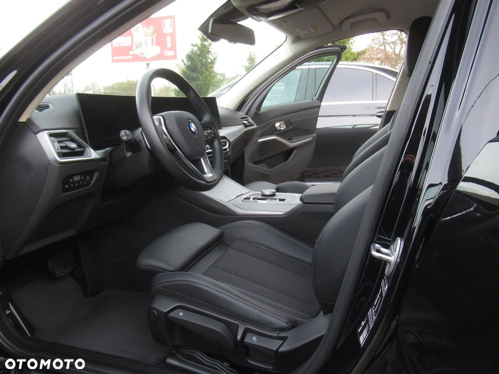 BMW Seria 3 318i - 5