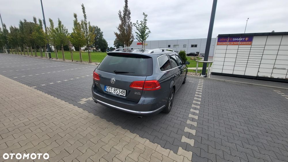 Volkswagen Passat 2.0 TDI Highline R-Style DSG - 5