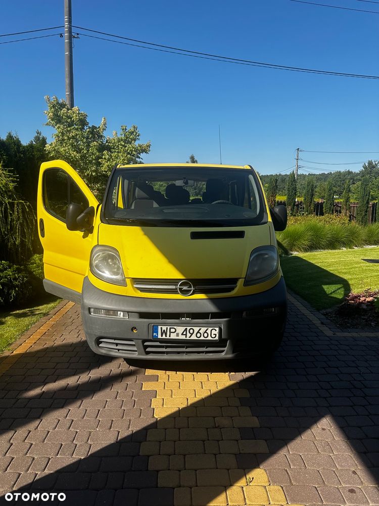 Opel Vivaro - 1