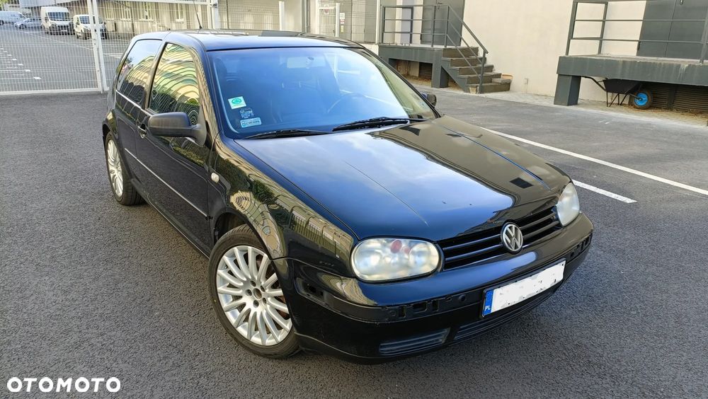 Volkswagen Golf - 3