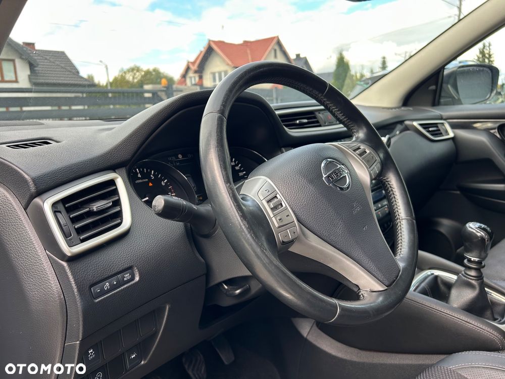Nissan Qashqai 1.2 DIG-T N-Connecta - 17