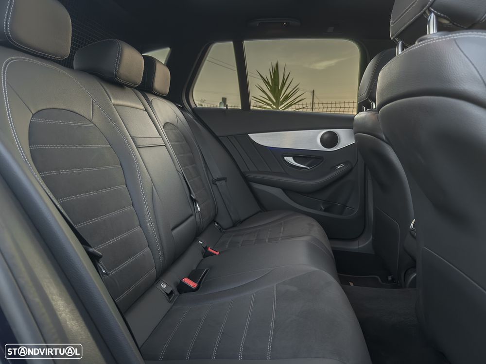 Mercedes-Benz C 300 de AMG Line - 8