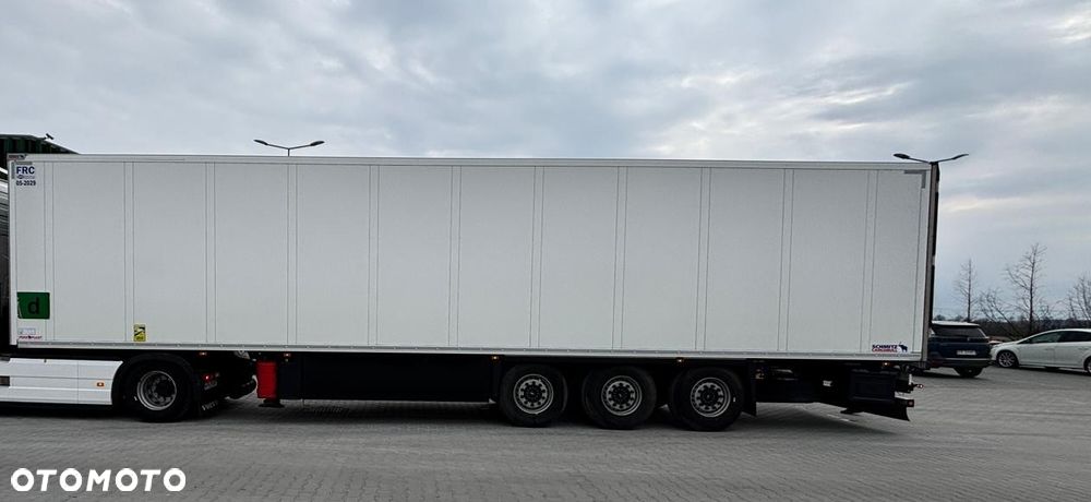 Schmitz Cargobull - 3