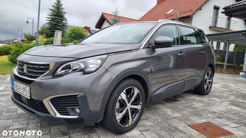 Peugeot 5008 - 5