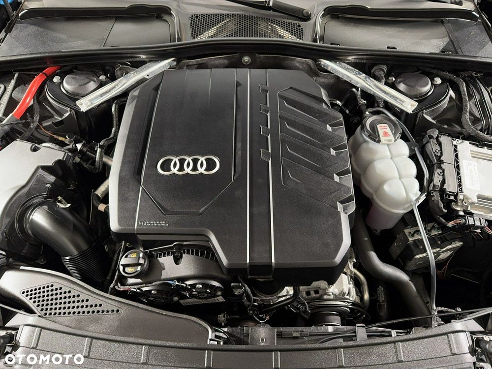 Audi A4 Limousine - 33