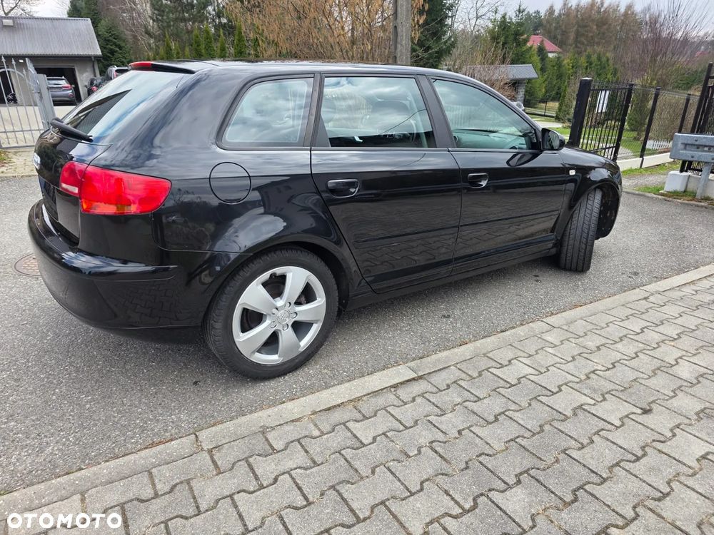 Audi A3 Sportback 2.0 FSI Ambition - 23