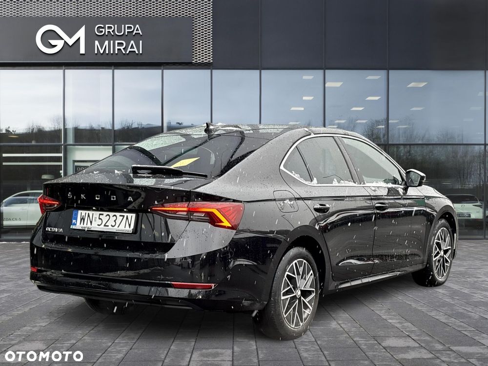 Skoda Octavia 2.0 TDI Style DSG - 5