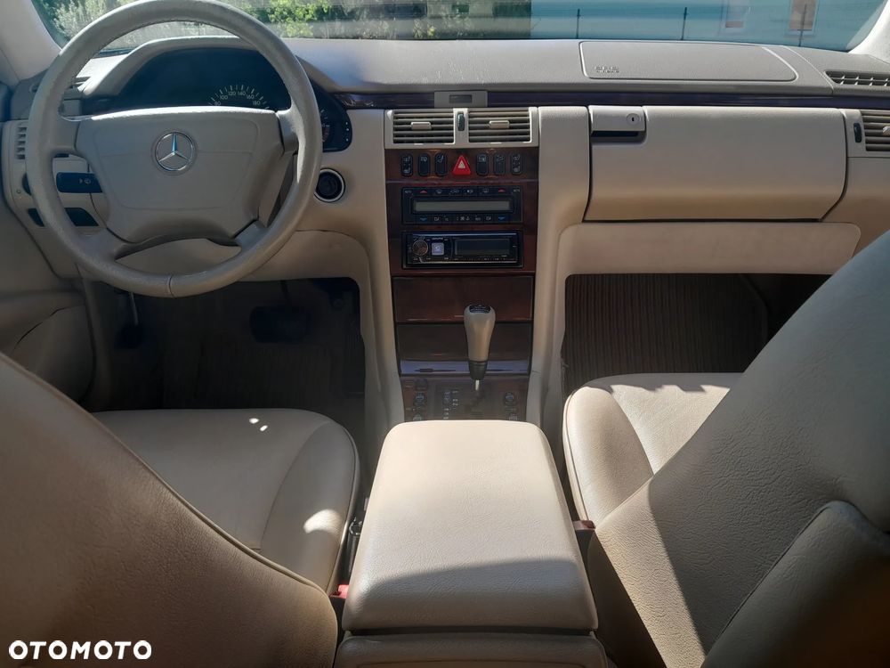 Mercedes-Benz Klasa E 430 Elegance - 9