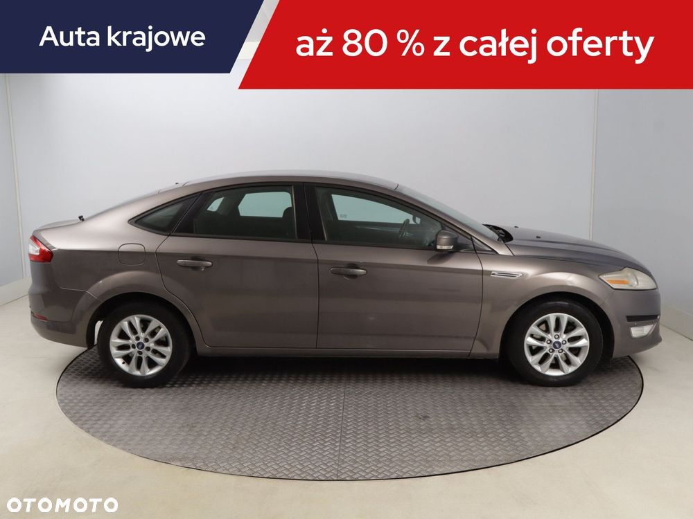 Ford Mondeo - 8