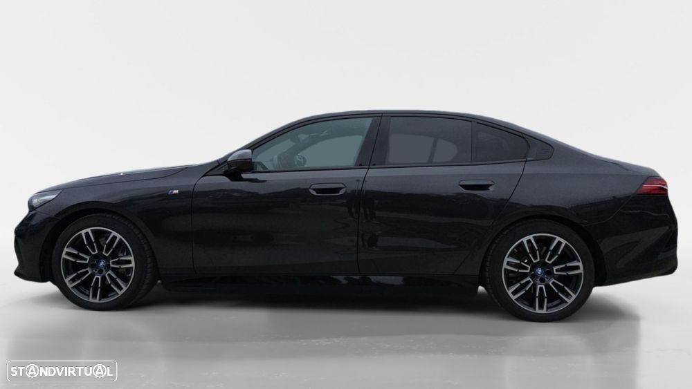 BMW i5 eDrive40 Pack Desportivo M - 8