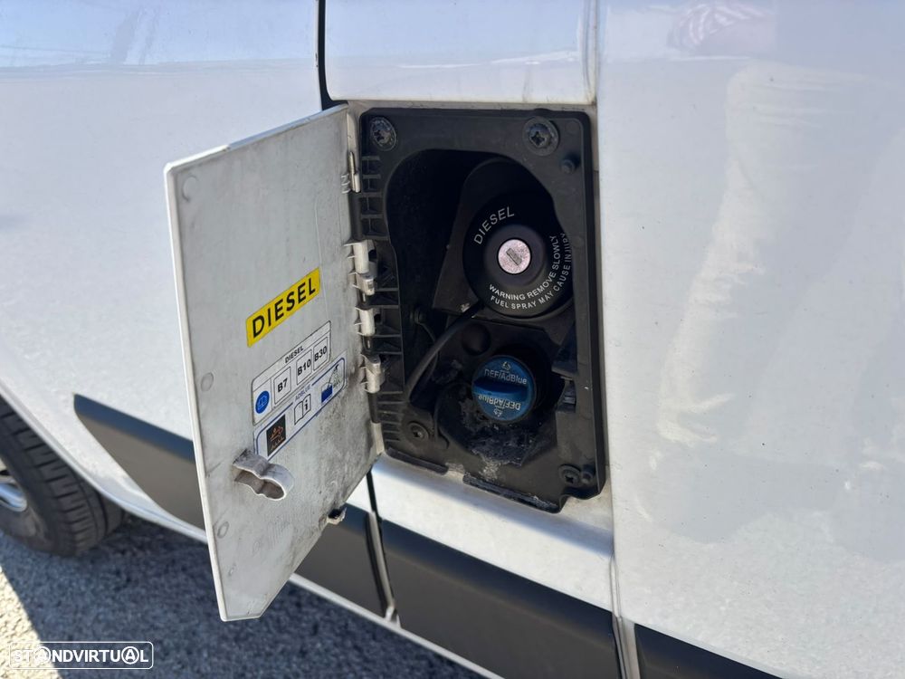 Peugeot Boxer 2.2 BLUEHDI 120cv - L1 H1 - AC - IVA DEDUTÍVEL - 28