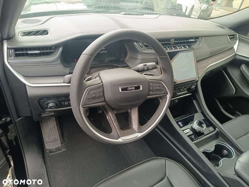 Jeep Grand Cherokee - 7