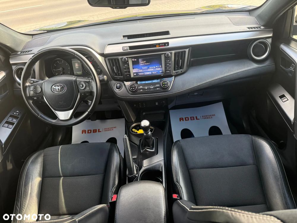 Toyota RAV4 2.0 D-4D 4x2 Start-Stop Executive - 6